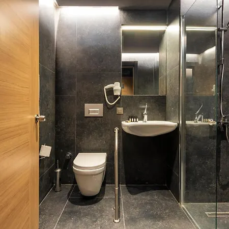 Marius Hotel 4*