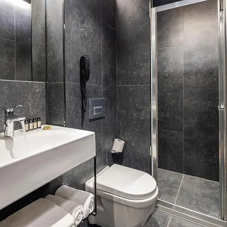 Marius Hotel 4*