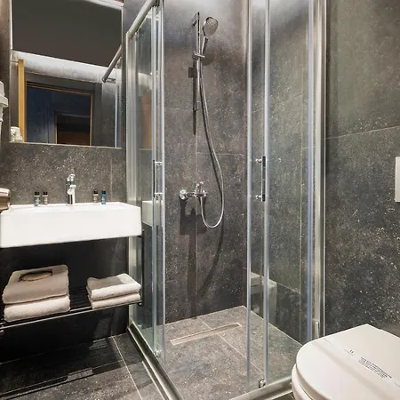 Marius Hotel 4*