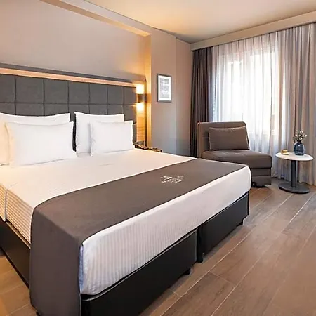 Marius Hotel